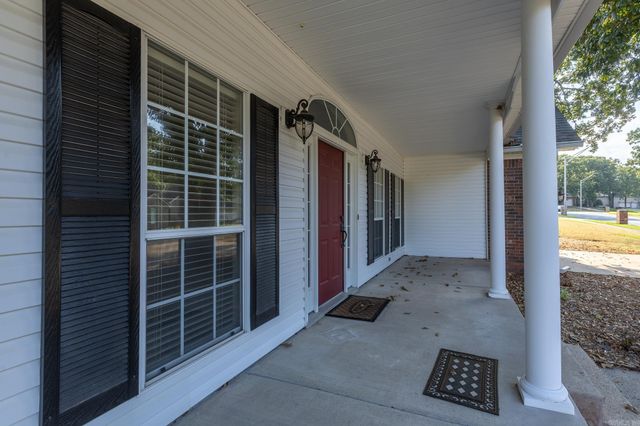 6100 Cypress Creek Drive, North Little Rock, AR 72116