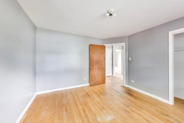 5160 W Sunnyside Avenue, Chicago, IL 60630