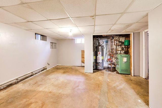 5160 W Sunnyside Avenue, Chicago, IL 60630
