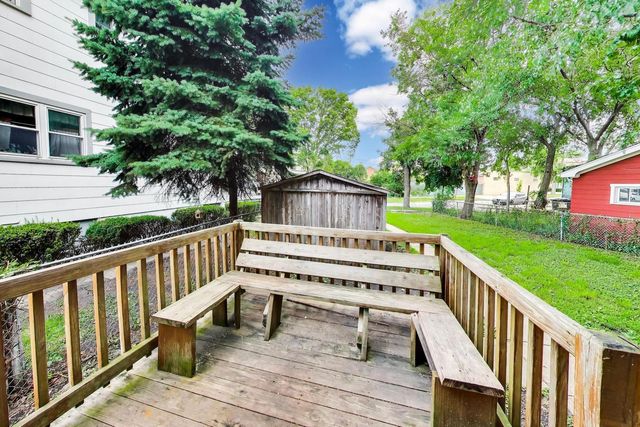 5160 W Sunnyside Avenue, Chicago, IL 60630