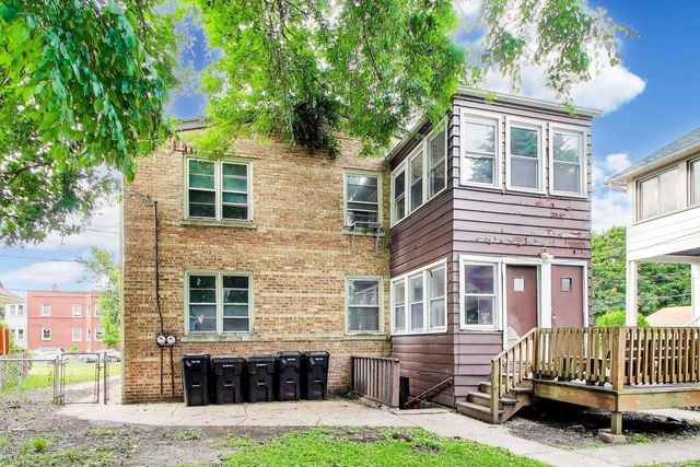 5160 W Sunnyside Avenue, Chicago, IL 60630