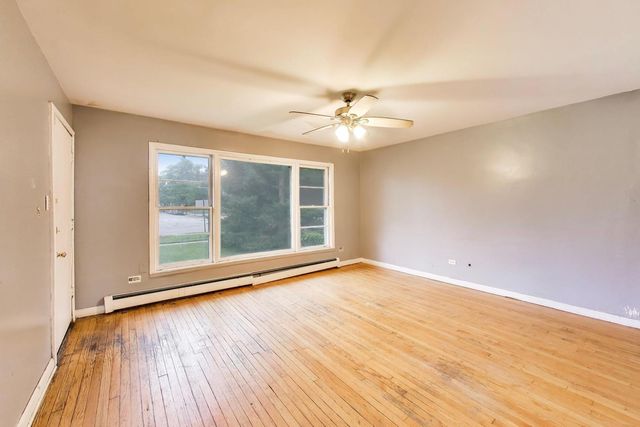 5160 W Sunnyside Avenue, Chicago, IL 60630