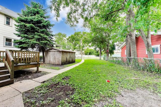 5160 W Sunnyside Avenue, Chicago, IL 60630