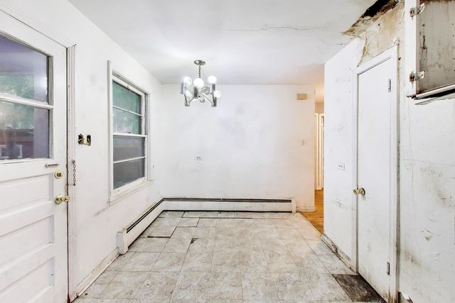 5160 W Sunnyside Avenue, Chicago, IL 60630
