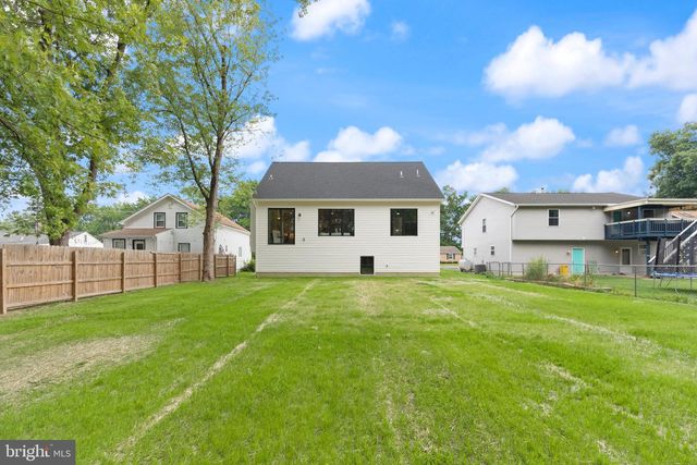 2434 LODGE FARM RD, Sparrows Point, MD 21219