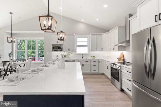 2434 LODGE FARM RD, Sparrows Point, MD 21219