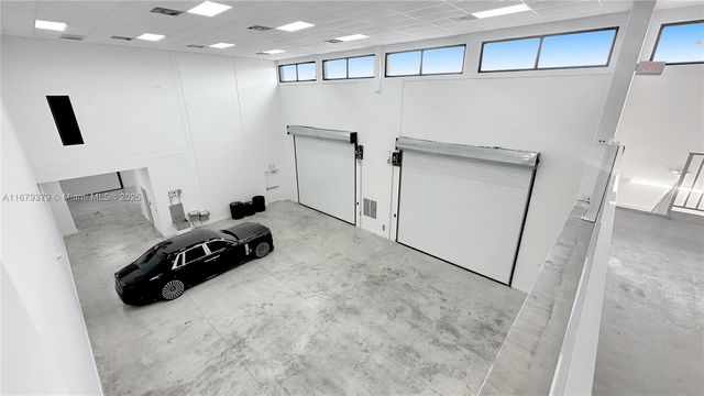 6700 NE 2nd Ct 4, Miami, FL 33138