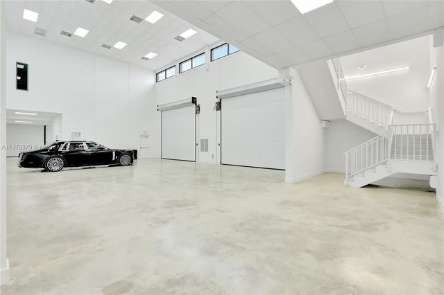 6700 NE 2nd Ct 4, Miami, FL 33138