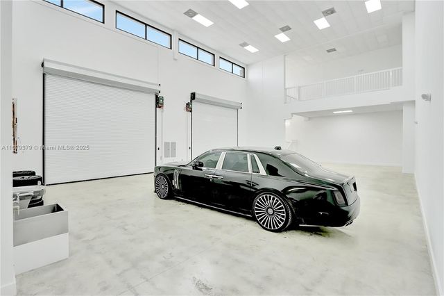 6700 NE 2nd Ct 4, Miami, FL 33138