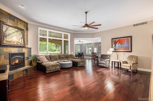 8670 Country Manor Drive, Bruce Township, MI 48065