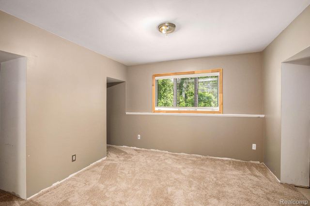 8670 Country Manor Drive, Bruce Township, MI 48065