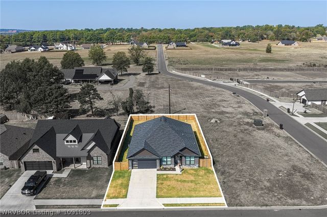 515 Waggoner Lane, Barling, AR 72923
