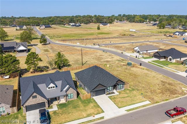 515 Waggoner Lane, Barling, AR 72923
