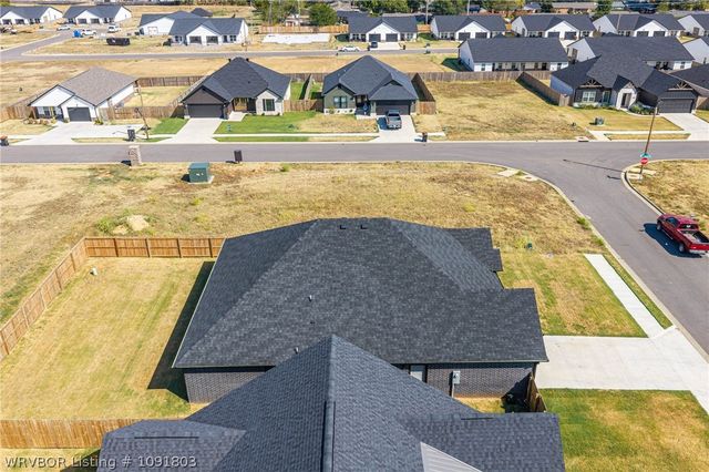 515 Waggoner Lane, Barling, AR 72923