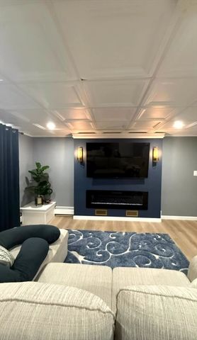 38 Raven Rd, Dracut, MA 01826