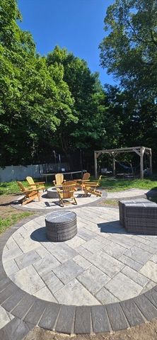 38 Raven Rd, Dracut, MA 01826