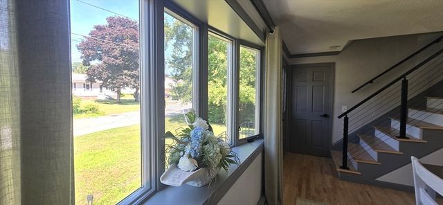 38 Raven Rd, Dracut, MA 01826