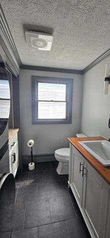 38 Raven Rd, Dracut, MA 01826