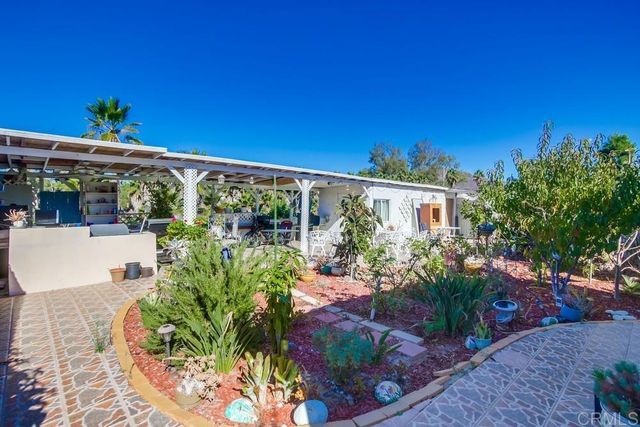 6060 Cowles Mountain Boulevard, La Mesa, CA 91942