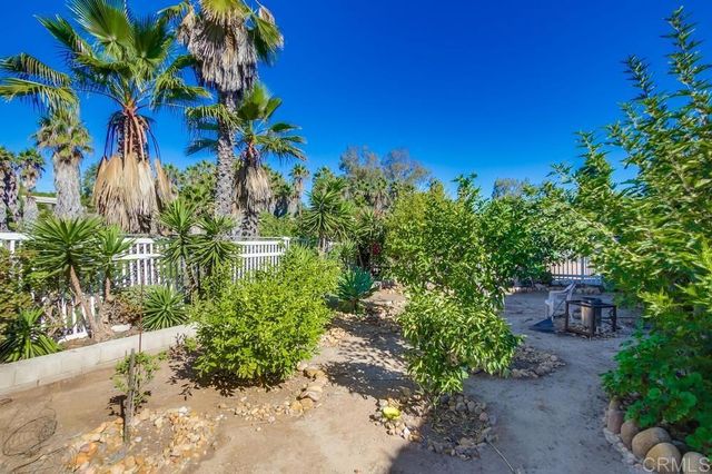 6060 Cowles Mountain Boulevard, La Mesa, CA 91942