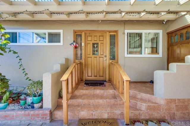 6060 Cowles Mountain Boulevard, La Mesa, CA 91942