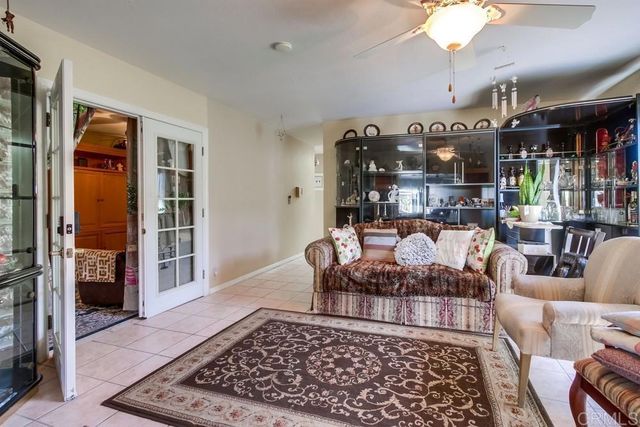 6060 Cowles Mountain Boulevard, La Mesa, CA 91942