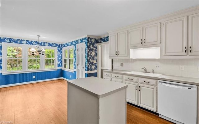5306 Graycliff Drive, Greensboro, NC 27406