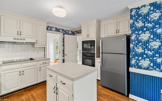 5306 Graycliff Drive, Greensboro, NC 27406