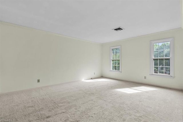 5306 Graycliff Drive, Greensboro, NC 27406