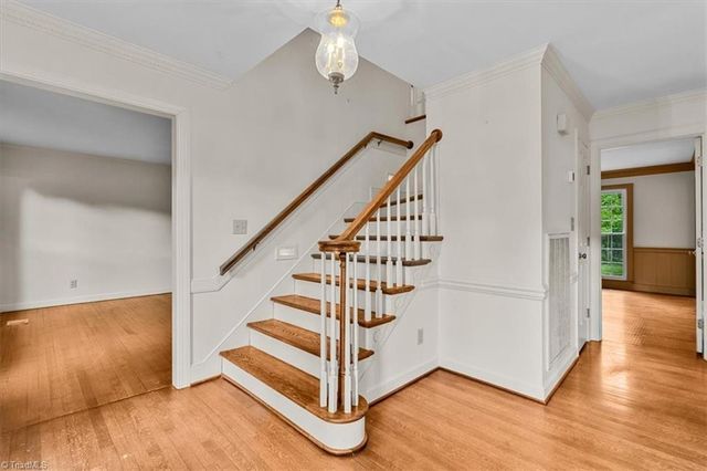 5306 Graycliff Drive, Greensboro, NC 27406