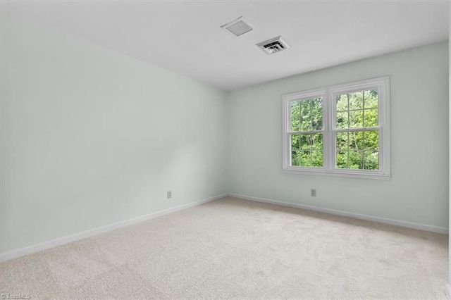 5306 Graycliff Drive, Greensboro, NC 27406