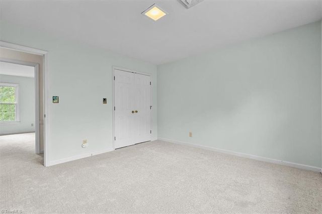 5306 Graycliff Drive, Greensboro, NC 27406