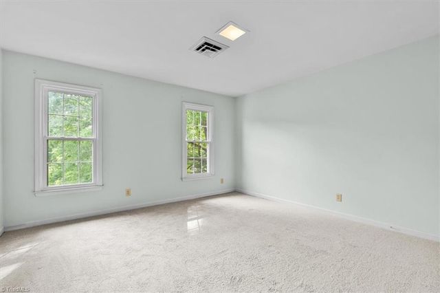5306 Graycliff Drive, Greensboro, NC 27406