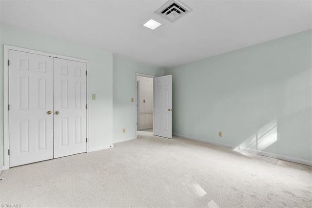 5306 Graycliff Drive, Greensboro, NC 27406