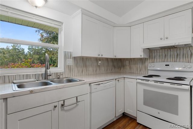 977 S Bea Avenue, Inverness, FL 34452