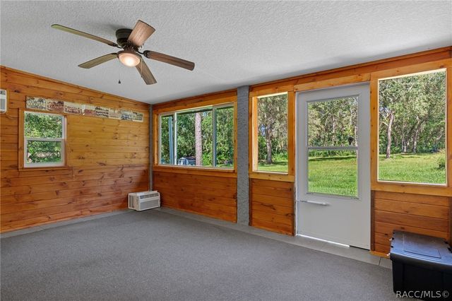 977 S Bea Avenue, Inverness, FL 34452