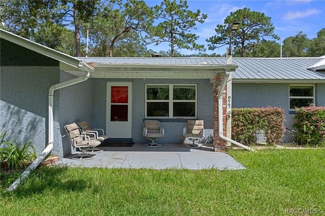 977 S Bea Avenue, Inverness, FL 34452