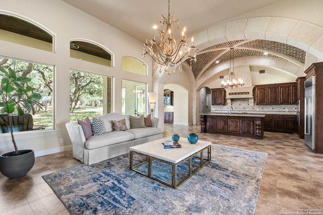 68 Brook Ridge, Fair Oaks Ranch, TX 78015