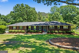 2122 Timber Lane, Snellville, GA 30078