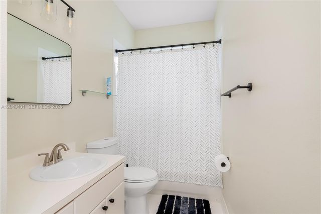 13724 SW 52nd Street, Miramar, FL 33027