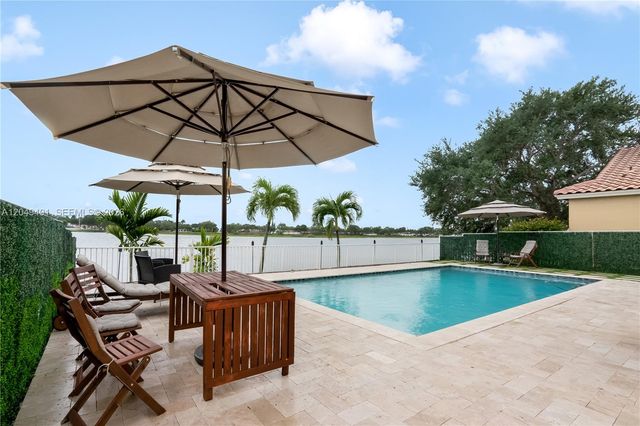 13724 SW 52nd Street, Miramar, FL 33027