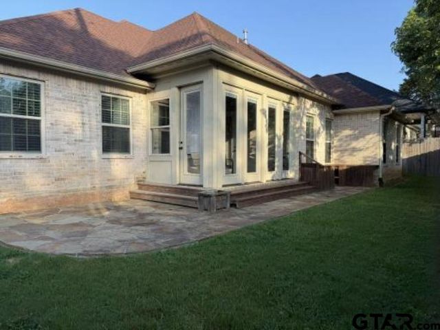 245 Kathryns Ct, Mount Pleasant, TX 75455