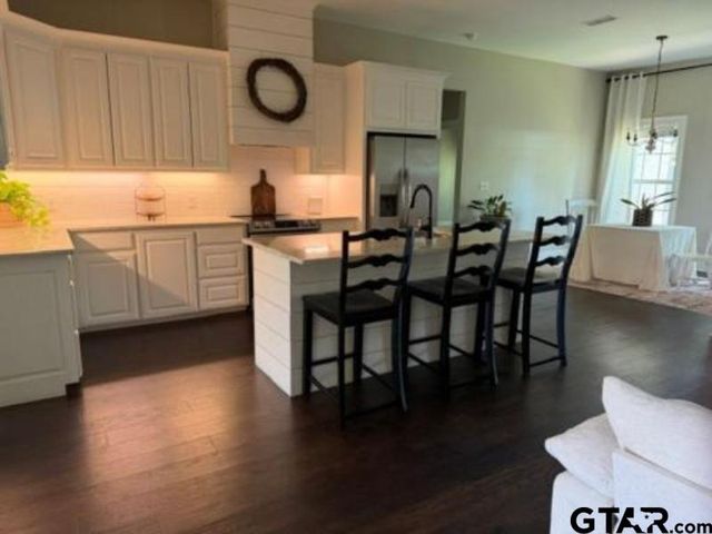 245 Kathryns Ct, Mount Pleasant, TX 75455