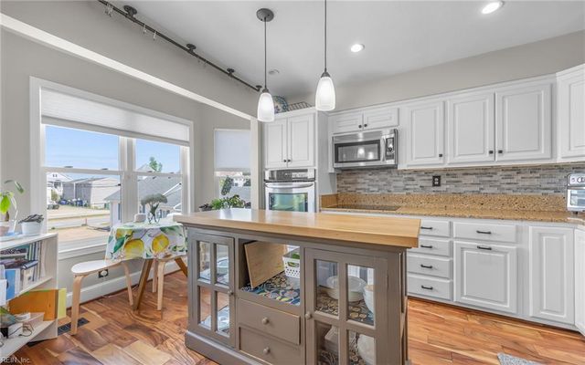 785 W Ocean View AVE, Norfolk, VA 23503