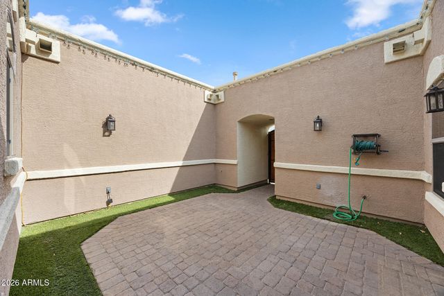 608 W GARY Way, Phoenix, AZ 85041