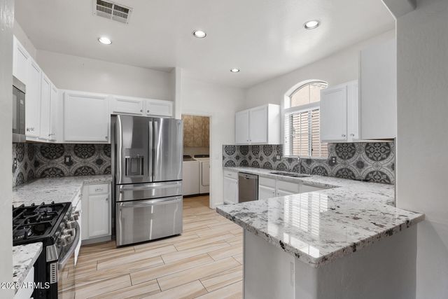 608 W GARY Way, Phoenix, AZ 85041