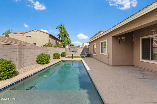 608 W GARY Way, Phoenix, AZ 85041