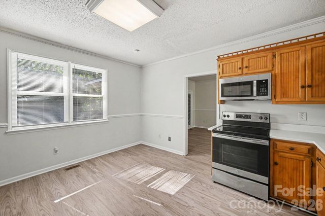 304 Julia Drive, Lincolnton, NC 28092