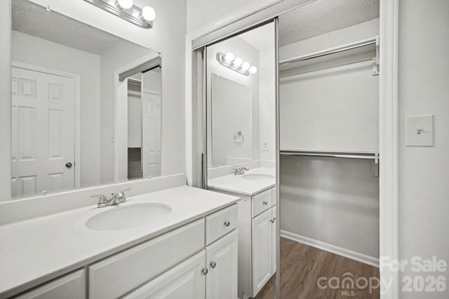 304 Julia Drive, Lincolnton, NC 28092
