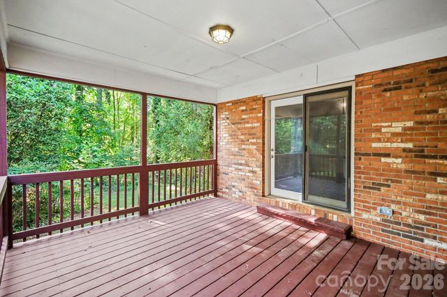 304 Julia Drive, Lincolnton, NC 28092